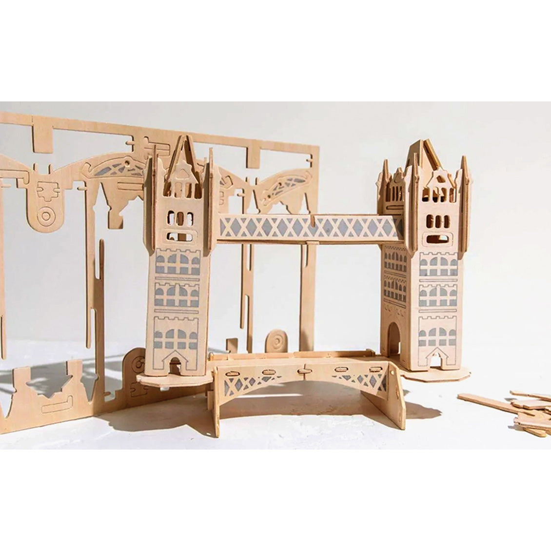 London Tower Bridge 3D Wood Assembly Kit